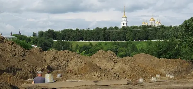 Во Владимире найдены погребения горожан XII-XV веков, захороненных по языческому обряду