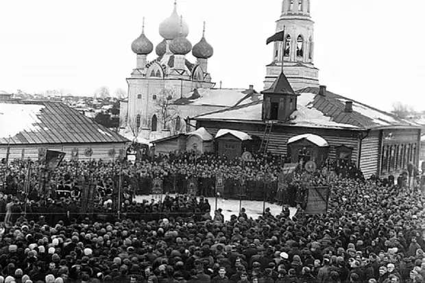 РПЦ 1917: возрождение монархизма в любой форме нежелательно