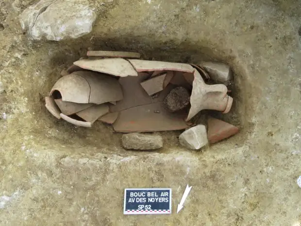 На юге Франции раскопали античный некрополь
