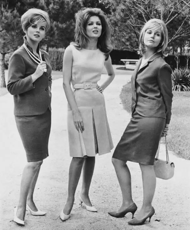 Стильные девушки 60-х.