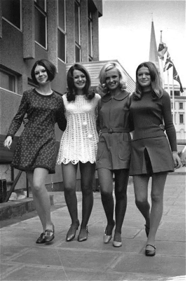 Стильные девушки 60-х.