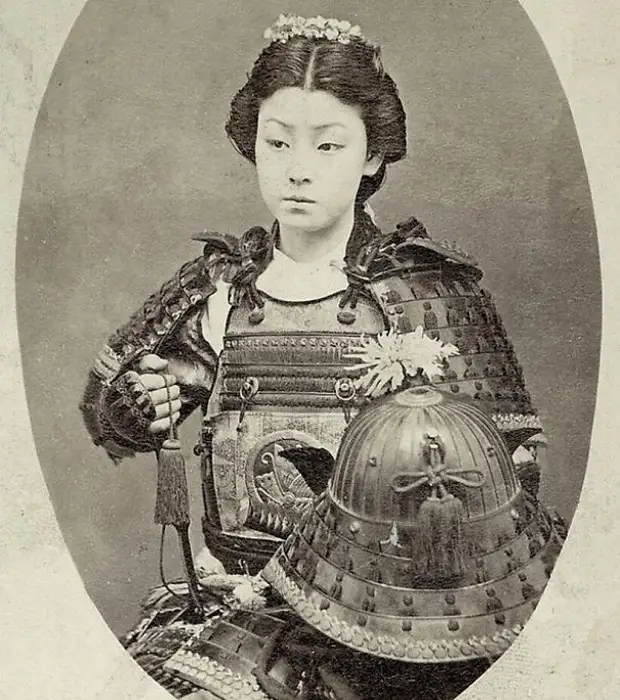 Одна из Онна-Бугэйся, женщина Самурай верхней буси.
