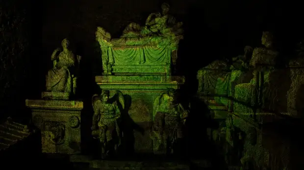 Этрусский мир  Археологи обнаружили нетронутую гробницу в Поджо Ренцо