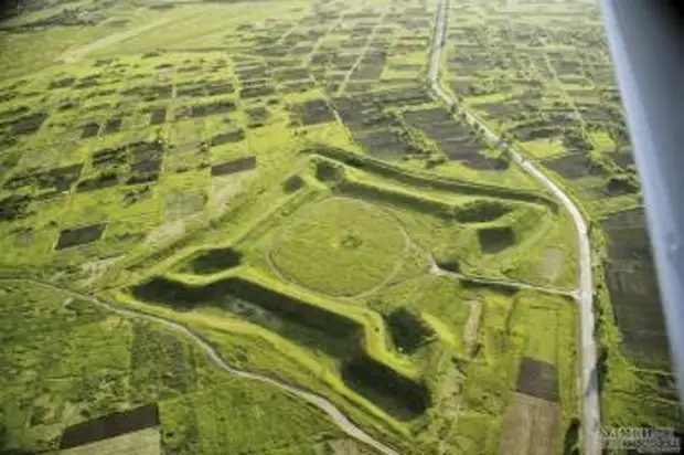 В Харьковской области фермер уничтожил крепость 18 века
