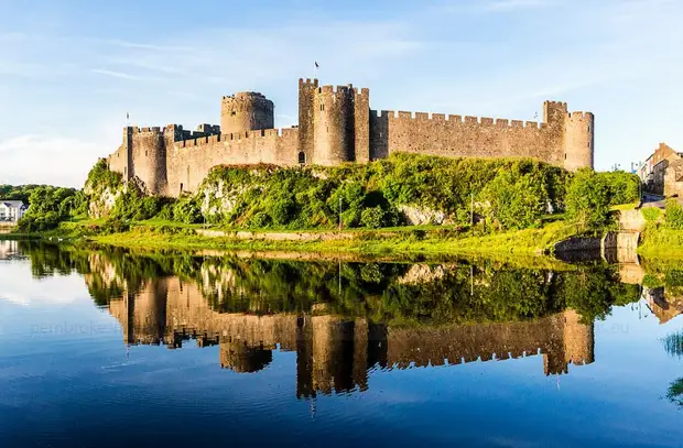 Крупнейший частный замок Уэльса