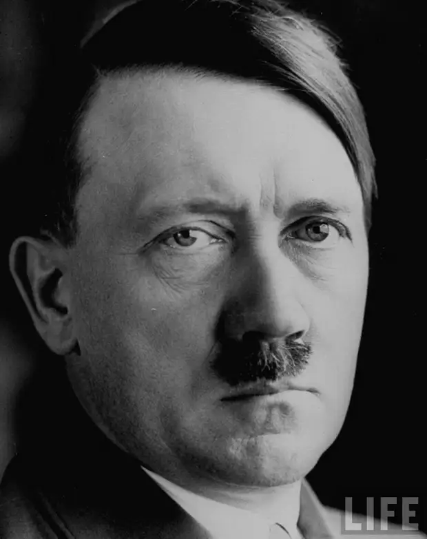 1618 Жизнь Адольфа Гитлера в фотографиях