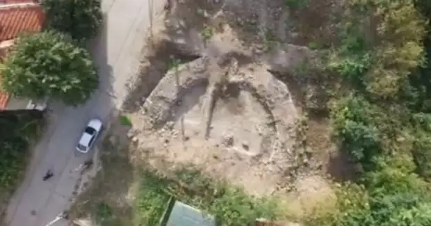 Необычная десятиугольная древняя крепость найдена в Болгарии
