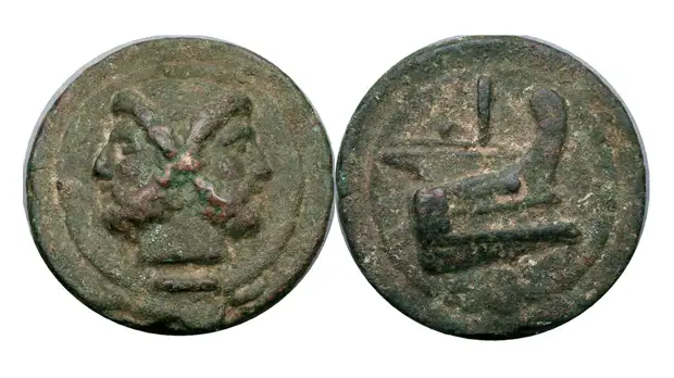 На этрусском некрополе в Вульчи найдены древнейшие римские монеты.