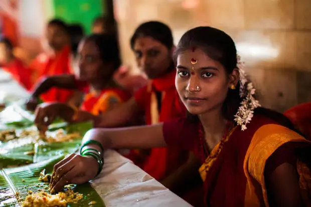 8 фото невероятно красивых индусок, после которых тебе захочется в Индию