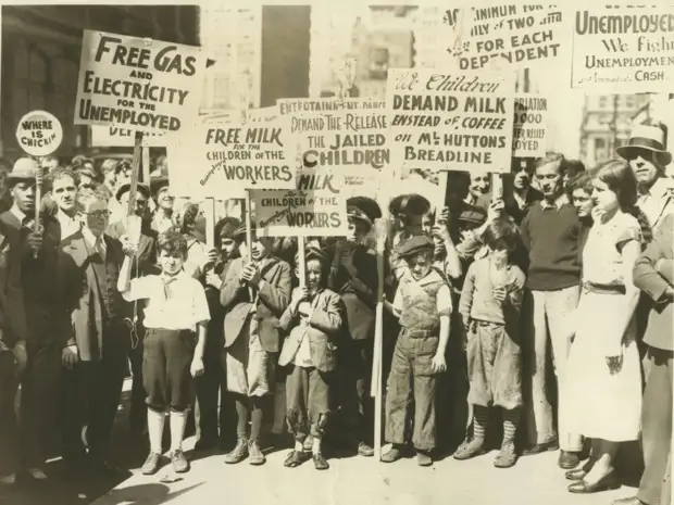 1931. Коммунистический митинг протеста на Юнион-сквер возле мэрии, Сан-Франциско