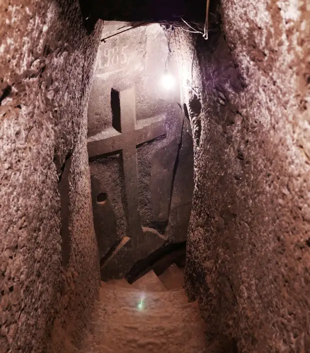 23 года работы, молоток и долото: как армянин строил подземный храм