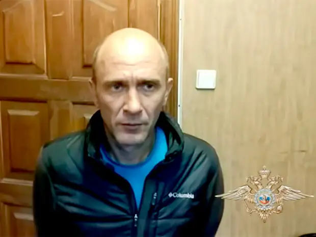 Полиция опубликовала видео допроса вандала, повредившего картину Репина в Третьяковке