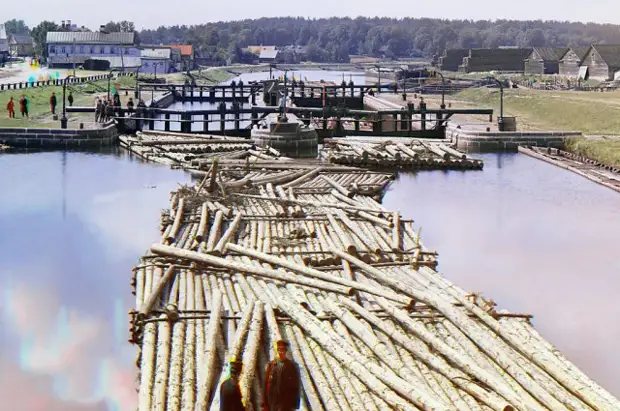 В апреле 1719 гола началось строительство Ладожского (позднее Петровский и Староладожский) канала.