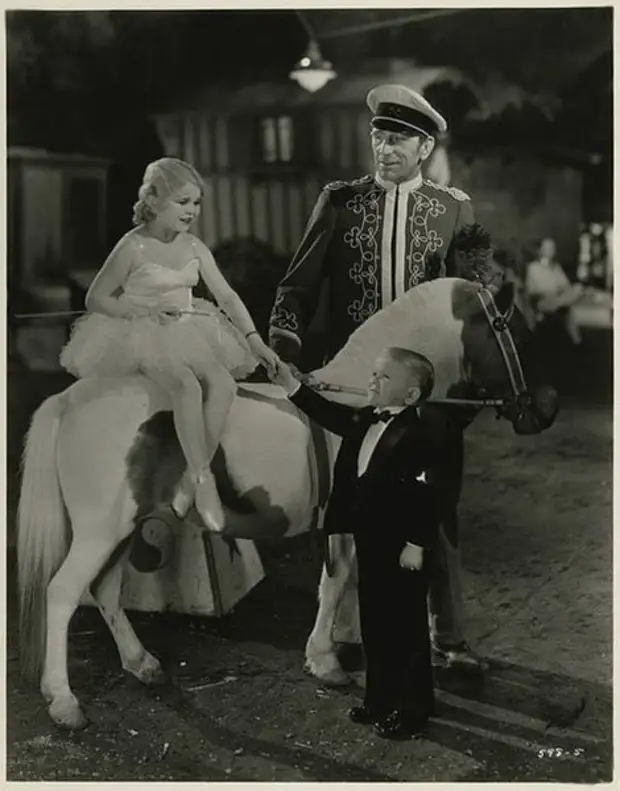 Винтажные фотографии из классического фильма Тода Браунинга 1932 года «Уродцы»