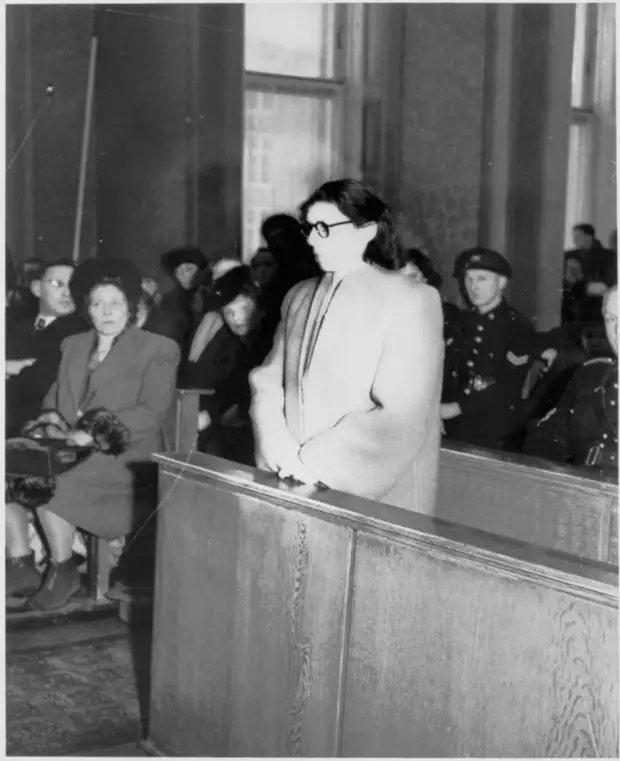 Анс ван Дейк перед Специальным судом в Амстердаме, февраль 1947 года