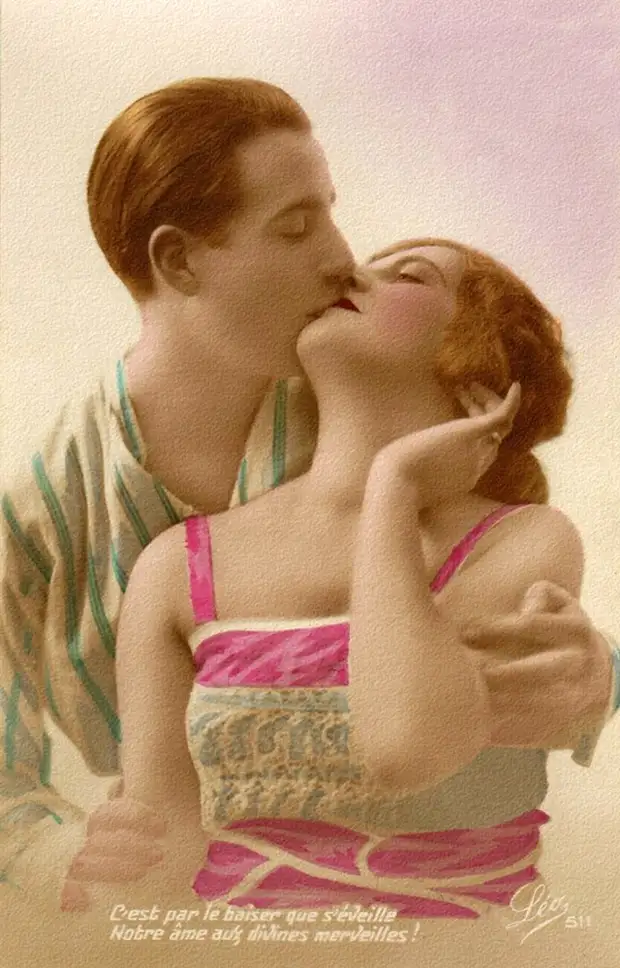 Французские открытки, в которых показано, как романтично целовались в 1920-е годы 38