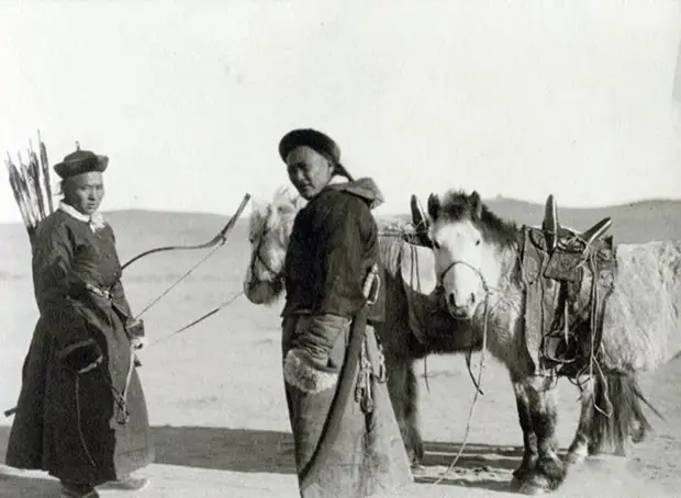 Монголы и монгольский лук.