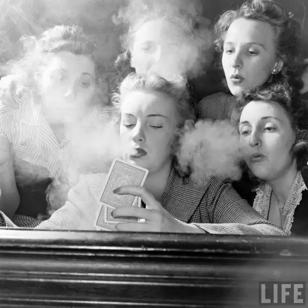Девичник 1941 года в США: покер, сигары и стриптиз