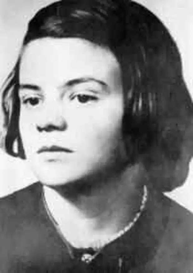 Немка Софи Шолль, казненная в Германии за распространение антифашистских листовок в 1943 году.