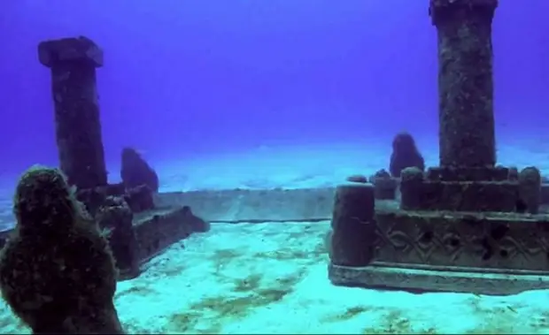 Руины древней Двараки под водой