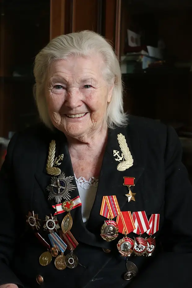 Екатерина Демина-единственная женщина из морской пехоты