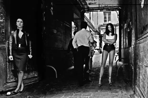 Труженицы секс-индустрии с улицы Сен-Дени. Фотограф Массимо Сормонта