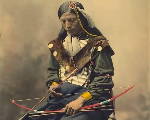 Ожерелье из костей. Вождь племени Оглала лакота, 1899 год.