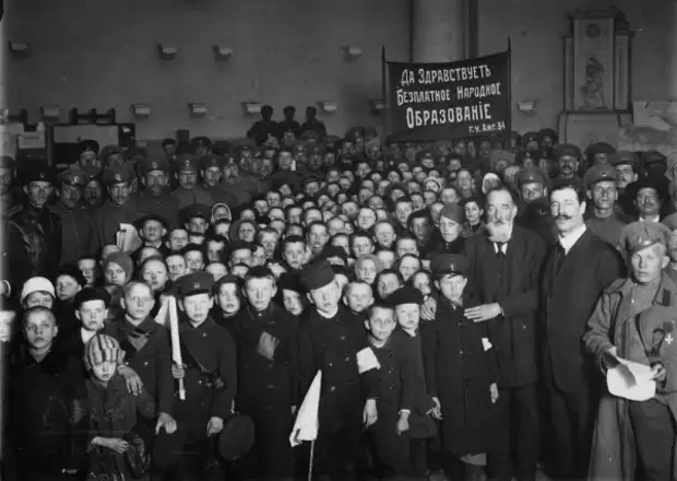 Навстречу Февралю! Фотохроника событий февраля-марта 1917 года.