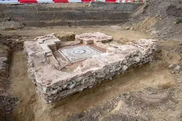 В Лондоне раскопали двухэтажный римский мавзолей
