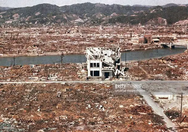 Последствия атомного взрыва в Японии.