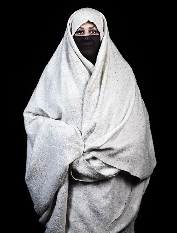 марокканка-берберка в хиджабе фото