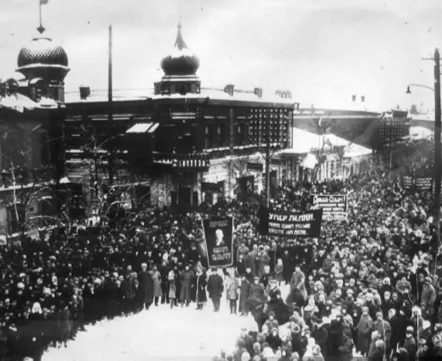 Евреи и Троцкий: как простой народ воспринял смерть Ленина