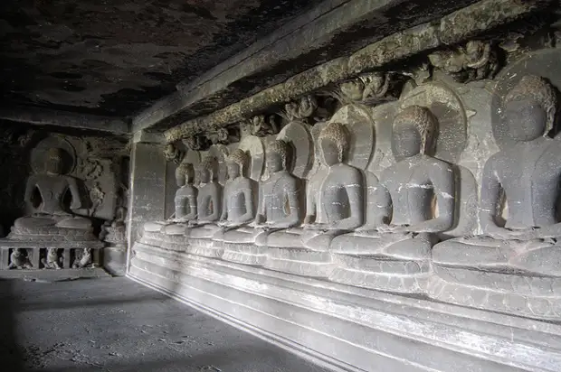 Конопля сохранила 1500-летние фрески в индийском храме