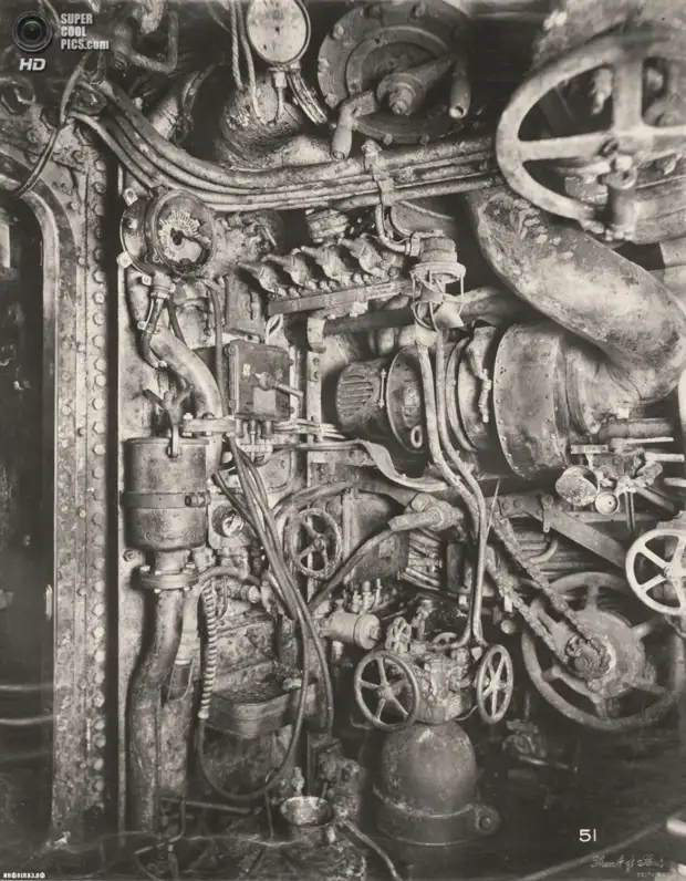 Великобритания. Уолсенд, Тайн-энд-Уир, Англия. 1918 год. Машинный отсек. (Tyne & Wear Archives & Museums)