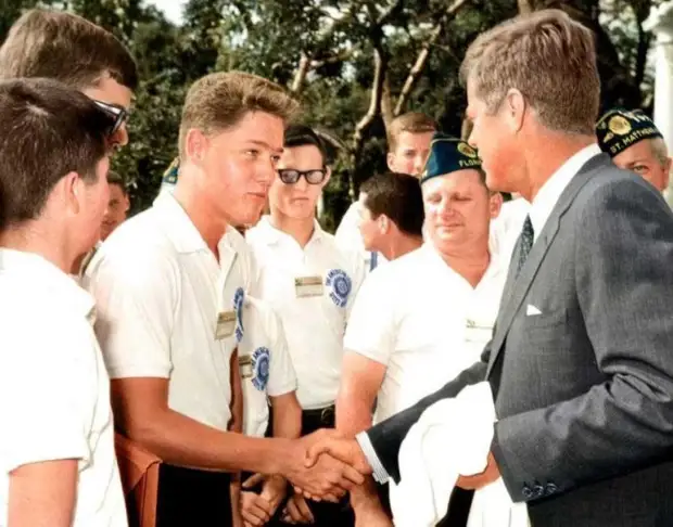 Юный Билл Клинтон знакомится с Джоном Кеннеди интересно, история, фото