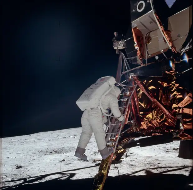 Эти 9200 фотографий программы «Аполлон» изменят ваш взгляд на космос
