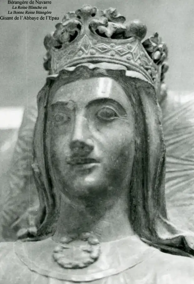 Надгробная статуя Беренгарии Наваррской в аббатстве Лёопу, в Ле-Мане - Беренгария Наваррская