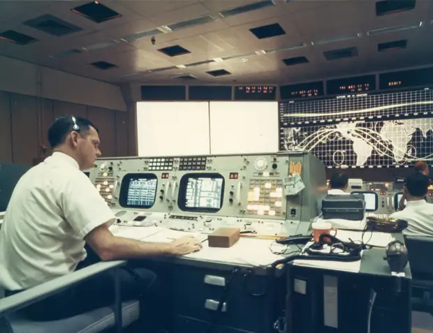 1968, октябрь. Центр Управления полетом «Аполлона-7»