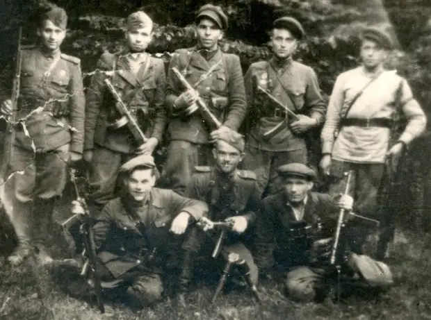 Карательная служба ОУН-УПА. 1943 г.
