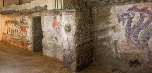 Этрусские гробницы Квадрига инфернале Сартеано (город Сартеано)