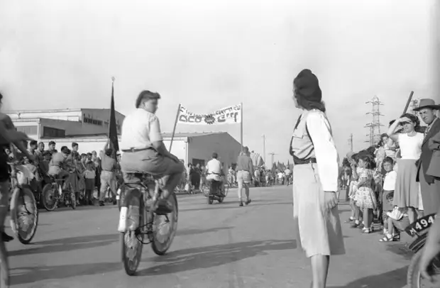 Первомайский Парад в Тель-Авиве 1947
