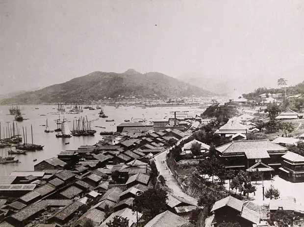 36. Вид на бухту и жилые дома. Порт-Артур. 14 октября 1900