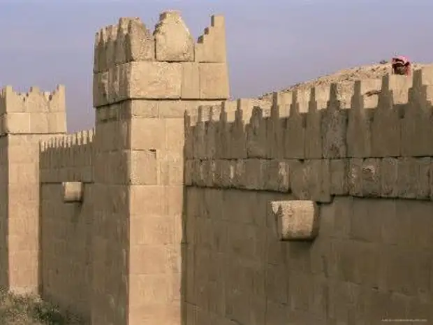 Боевики  "ИГИЛа"  сравняли с землей древний Нимруд