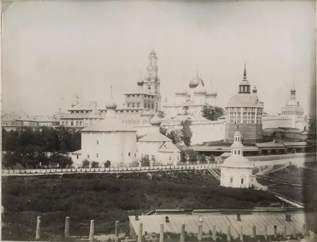 Сцены из жизни в России в 1880-х годах