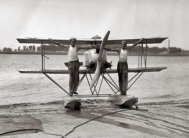 Самолеты и пилоты начала 20-го века на снимках американских фотографов (25)