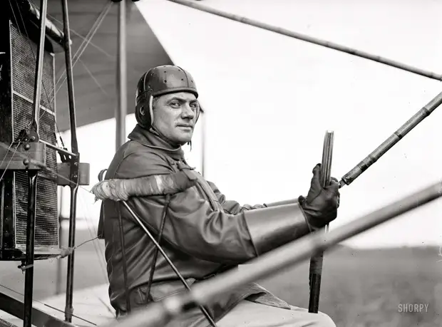 Самолеты и пилоты начала 20-го века на снимках американских фотографов (7)