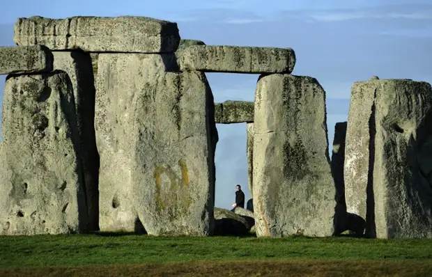 Британские археологи обнаружили рядом со Стоунхенджем 17 ранее не известных сооружений
