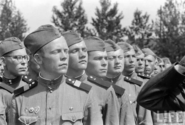 Советская армия в объективе американского журнала "LIFE"