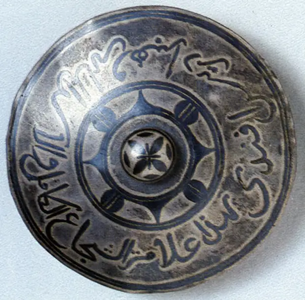 Наградной знак отличия - серебряные 'ордена', учрежденные Шамилем. 2-я четверть XIX в.