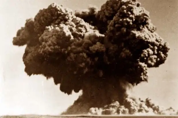Облака смерти: испытания ядерного оружия в фотографиях